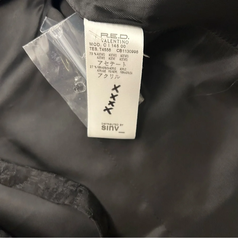 Red Valentino black jacket with bell sleeves, Size 40 (S) - Picture 10 of 11